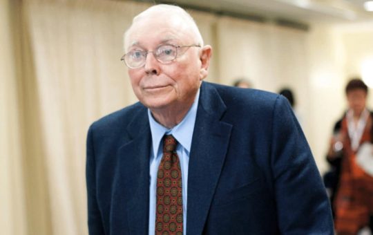 Here's How Many BTC Addresses Are 'Rich' By Charlie Munger's Definition